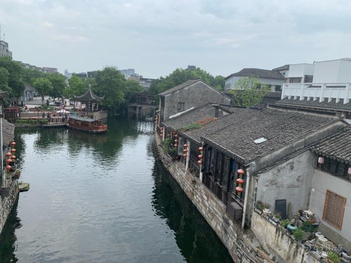 非法移民怎么管 美得州与联邦政府剑拔弩张