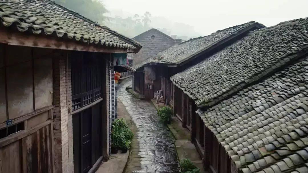 运满满“暖新”大篷车江苏首发